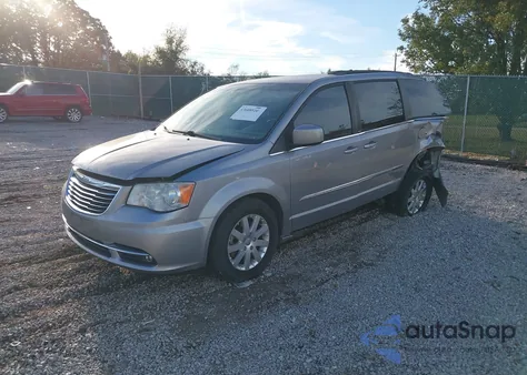 2013 Chrysler Town & Country Touring z USA, uszkodzony, nr VIN 2C4RC1BG1DR736696